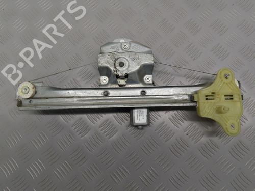 Rudehejsemekanisme venstre bagtil RENAULT CAPTUR I (J5_, H5_) 1.5 dCi 90 (J5N4, J5M5, J5MW, J5M6, J5AL, J5AJ) | BP30950407C24