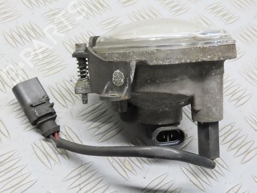 right-front-fog-light-dacia-sandero-ii-2012-36483250 main image