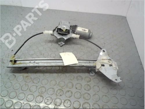 Rudehejsemekanisme venstre bagtil NISSAN QASHQAI / QASHQAI +2 I (J10, NJ10, JJ10E) 1.5 dCi (106 hp) 9824439