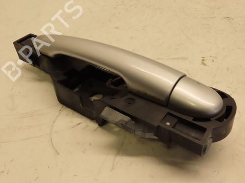 Used Rear left exterior door handle RENAULT CLIO III (BR0/1, CR0/1) 1.5 dCi (C/BR0G, C/BR1G) (68 hp) 29643793