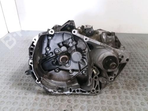 Getriebe für RENAULT CLIO II (BB_, CB_) 1.4 16V (B/CB0P, BB13) (98 hp) 9389053