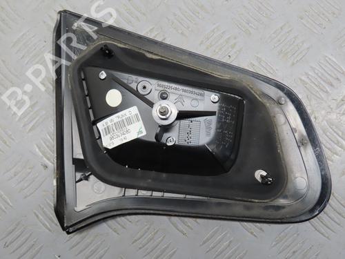 Right tailgate light CITROËN C3 II (SC_) 1.0 VTi 68 | BP25705880C80