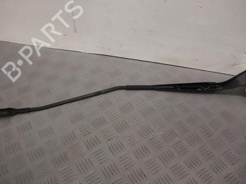 Used Front windshield wiper arm Front windshield wiper arm DACIA SANDERO III 1.0 SCe 65 (67 hp) 34640572 34640572