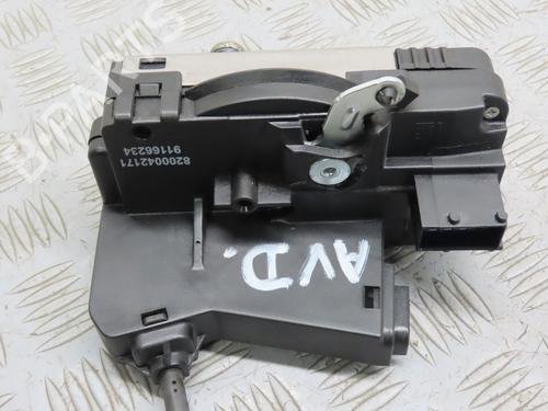 Used Front right lock RENAULT TRAFIC II Van (FL) 2.5 dCi 135 (FL0D) (135 hp) 24103381