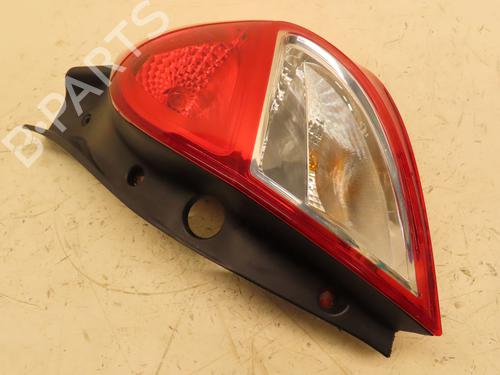 right-taillight-renault-clio-iii-br01-cr01-2005-2006-2007-2008-2009-2010-2011-2012-2013-2014-29016335 main image