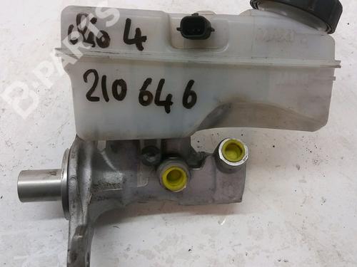 Used Brake master cylinder RENAULT CLIO IV (BH_) 1.5 dCi 90 (90 hp) 9386389