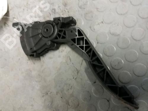 Used Pedal DACIA DUSTER (HS_) 1.5 dCi 4x4 (HSMC, HSMD) (110 hp) 9377323