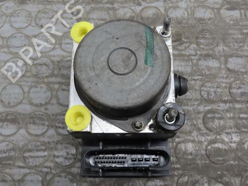 Used ABS pump NISSAN MICRA III (K12) 1.2 16V (65 hp) 17778369