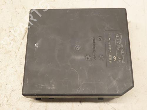 Fuse box RENAULT LAGUNA III (BT0/1) 2.0 dCi (BT01, BT08, BT09, BT0E, BT0K, BT12, BT1C, BT1D,... | BP30605628E1 - Image 3