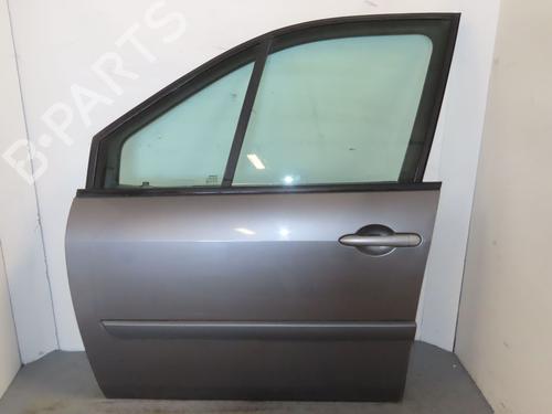 Used Left front door RENAULT SCÉNIC II (JM0/1_) 1.5 dCi (JM1F) (86 hp) 24378638