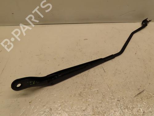 Used Front windshield wiper arm RENAULT CAPTUR II (HF_) TCe 140 (HFN0) (140 hp) 28416082