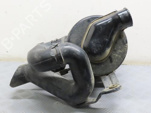 Used Air filter box Air filter box MITSUBISHI L200 (K7_T, K6_T, K5_T) 2.5 TD 4WD (K74T) (115 hp) 19798934 19798934