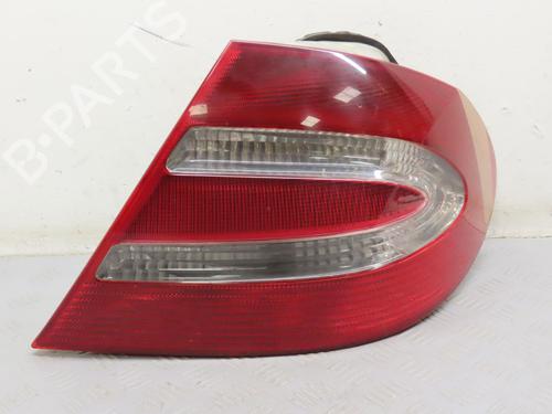 Used Right taillight MERCEDES-BENZ CLK (C209) CLK 270 CDI (209.316) (170 hp) 17782727