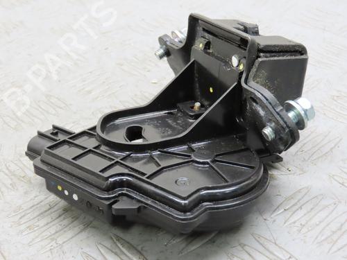 Tailgate lock TOYOTA AVENSIS Estate (_T27_) 1.6 D4-D (WWT270_) | BP29016290C101 