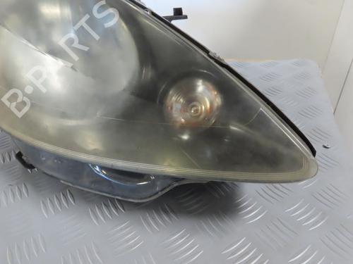 Used Right headlight PEUGEOT 1007 (KM_) 1.4 HDi (68 hp) 17782366