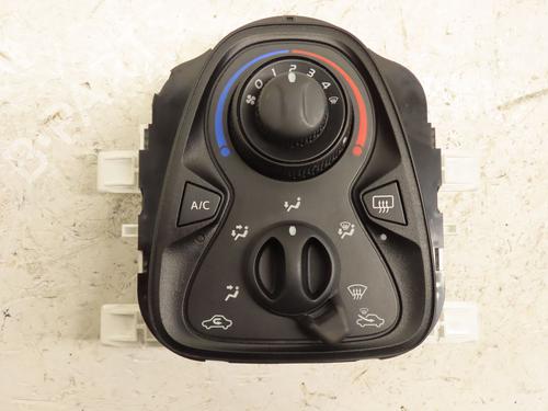 Used Climate control TOYOTA AYGO (_B4_) 1.0 (KGB40) (69 hp) 29442047