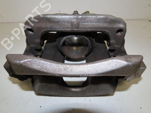 Used Right front brake caliper Right front brake caliper MERCEDES-BENZ A-CLASS (W176) A 180 (176.042) (122 hp) 32690758 32690758