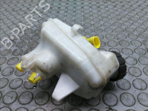 Used Brake fluid reservoir OPEL ASTRA J Sports Tourer (P10) 1.7 CDTI (35) (125 hp) 17778486
