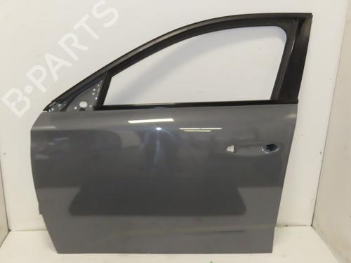 Used Left front door Left front door PEUGEOT 308 III (FB_, FH_, FP_, F3_, FM_) BlueHDi 130 (FBYHZL, FBYHZT) (131 hp) 39387109 39387109