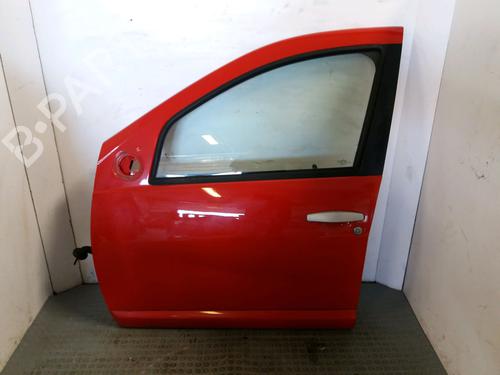 Used Left front door DACIA SANDERO 1.2 16V (75 hp) 17780996