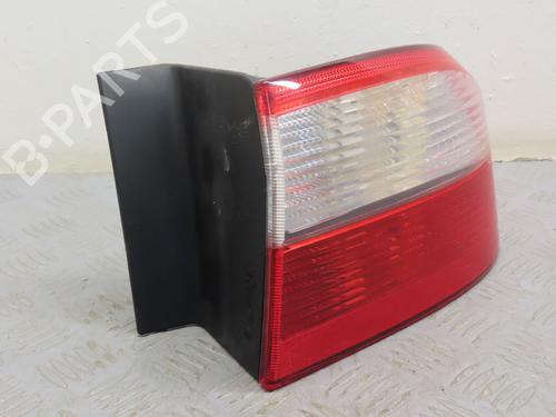 Used Right taillight Right taillight RENAULT LAGUNA I (B56_, 556_) 1.6 16V (B568, B561) (107 hp) 18260762 18260762