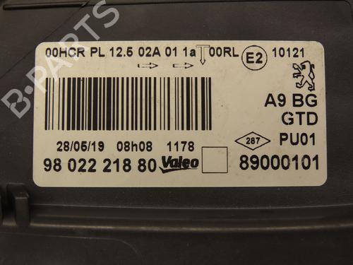 Faro izquierdo PEUGEOT 208 I (CA_, CC_) 1.4 HDi (68 hp) 29929651