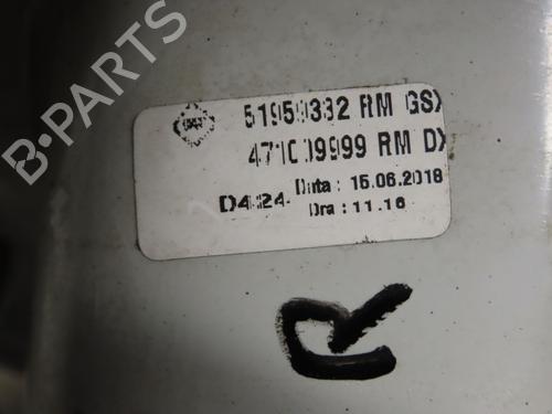 Used Rear bumper right light FIAT 500L (351_, 352_) 1.6 D Multijet (199LYE1B) (120 hp) 29345863