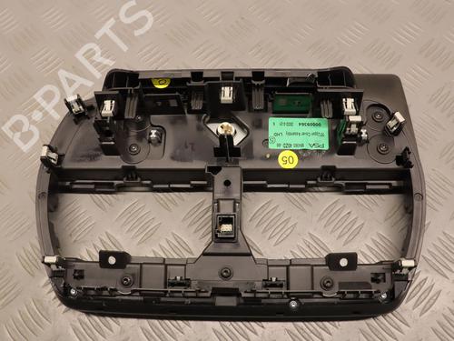 display-monitor-citroen-c5-aircross-a_-2018-33278344 main image