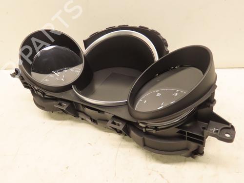 Used Instrument cluster FIAT 500X (334_) 1.6 D Multijet (334AXA1B, 334AXA11) (120 hp) 30189186