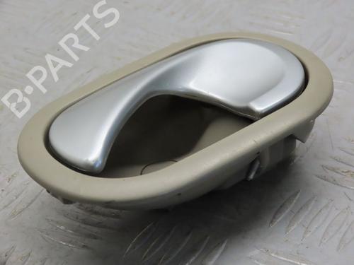 Venstre foran invendig håndtak RENAULT KANGOO Express (FW0/1_) 1.5 dCi 75 (FW07, FW10, FW04) (75 hp) 24821891