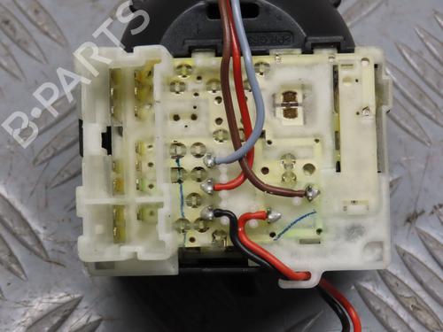 Hovedlysbryter RENAULT TWINGO III (BCM_, BCA_) 1.0 SCe 70 (71 hp) 17037841