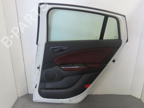 Dør højre bagtil Dør højre bagtil FIAT BRAVO II (198_) 1.6 D Multijet (198AXL1B) (120 hp) 36483206 36483206