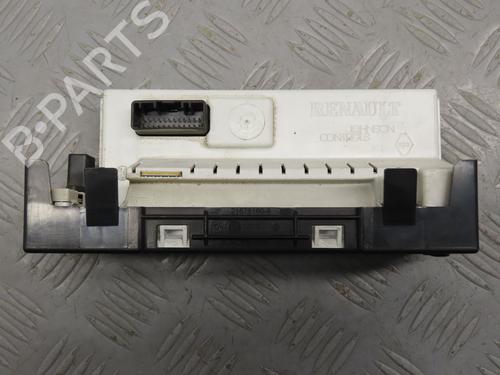 Multifunctionele display RENAULT KANGOO / GRAND KANGOO II (KW0/1_) 1.5 dCi 85 (KW0K, KW0L, KW0B) (86 hp) 24706260
