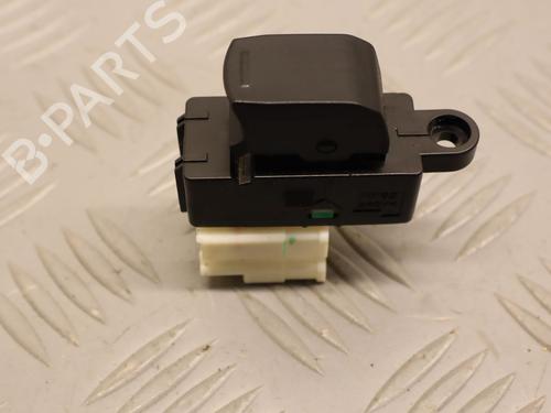 kombi-kontakt-stilkkontakt-suzuki-vitara-ly-2015-33136736 main image