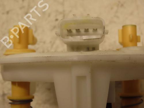 Pompe à carburant RENAULT CLIO III (BR0/1, CR0/1) 1.5 dCi (75 hp) 30404321