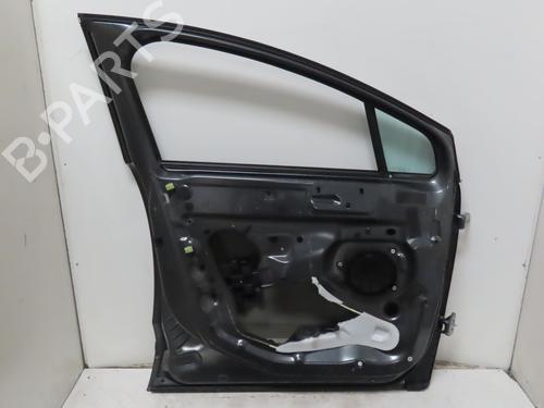 Used Left front door Left front door 34710626 34710626