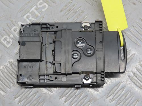 Card reader RENAULT SCÉNIC III (JZ0/1_) 1.9 dCi (JZ0J, JZ1J, JZ1K, JZ1S) | BP17777616E4 