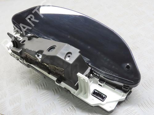 Compteur de vitesse TOYOTA YARIS (_P9_) 1.4 D-4D (NLP90_, NLP90R) (90 hp) 27488477