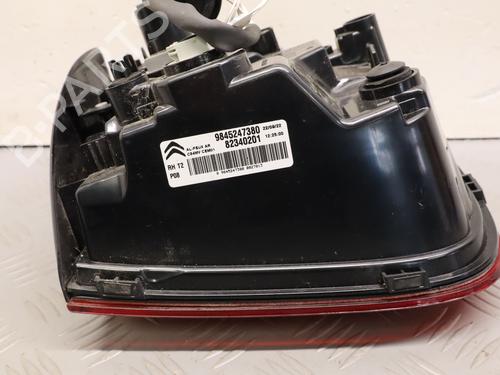 Used Right tailgate light Right tailgate light CITROËN C5 AIRCROSS (A_) 1.6 Hybrid 225 (A45GFR) (224 hp) 33278413 33278413