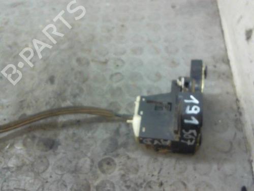 Używane Zamek drzwi przednich prawych RENAULT CLIO II (BB_, CB_) 1.5 dCi (B/CB07) (65 hp) 9380883