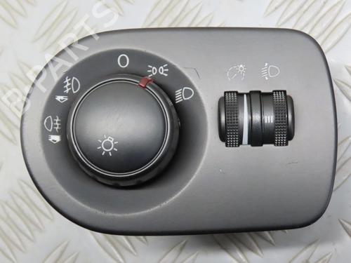 Used Headlight switch SEAT LEON (1P1) 1.9 TDI (105 hp) 21074151