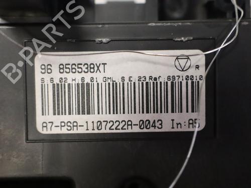 Used Climate control Climate control 38313647 38313647