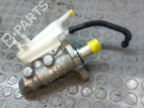 Used Brake master cylinder RENAULT ZOE (BFM_) ZOE (88 hp) 9383731