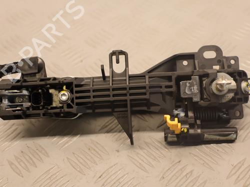 Used Front left exterior door handle Front left exterior door handle TOYOTA AURIS (_E18_) 1.8 Hybrid (ZWE186_, ZWE186R) (136 hp) 33727325 33727325