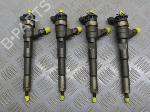 Used Injector RENAULT CLIO IV (BH_) 1.5 dCi 75 (75 hp) 17776480