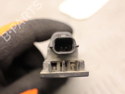 Luce targa Luce targa RENAULT CLIO III (BR0/1, CR0/1) 1.5 dCi (BR0H, CR0H, CR1S, BR1S) (106 hp) 36789873 36789873