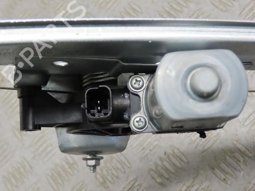 vindusheismekanisme-venstre-bak-dacia-duster-hm_-2017-26876583 main image