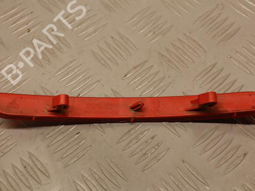 Venstre baglygte kofanger CITROËN C3 II (SC_) 1.2 VTi 82 (82 hp) 32767911