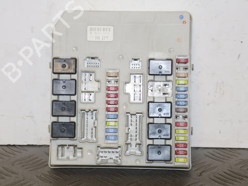 Used Fuse box Fuse box 38943958 38943958