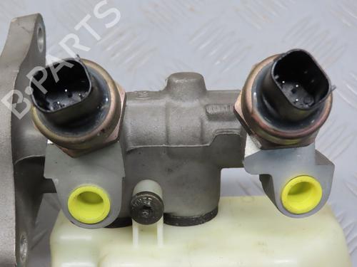 Brake master cylinder BMW 3 (E46) 330 d | BP24706237M77 